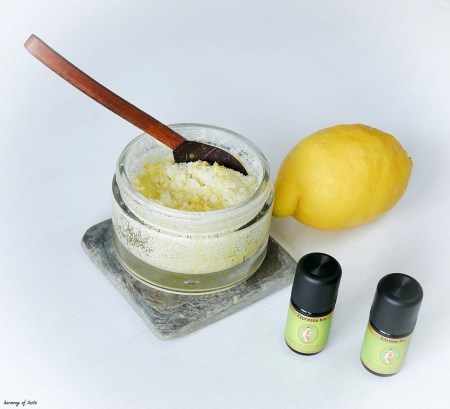 detox peeling ingr in glass